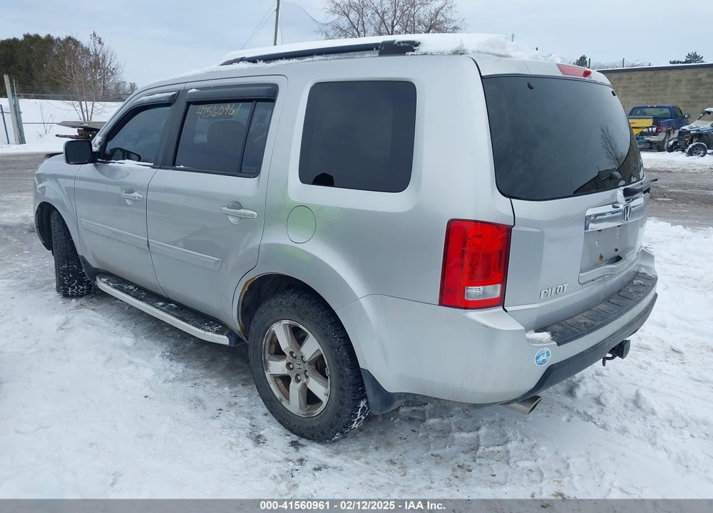 2011 HONDA PILOT EX-L VIN: 5FNYF4H63BB002606