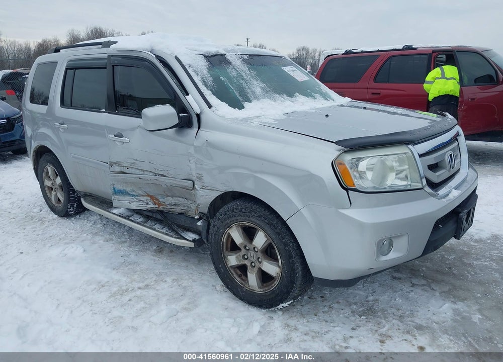 2011 HONDA PILOT EX-L VIN: 5FNYF4H63BB002606