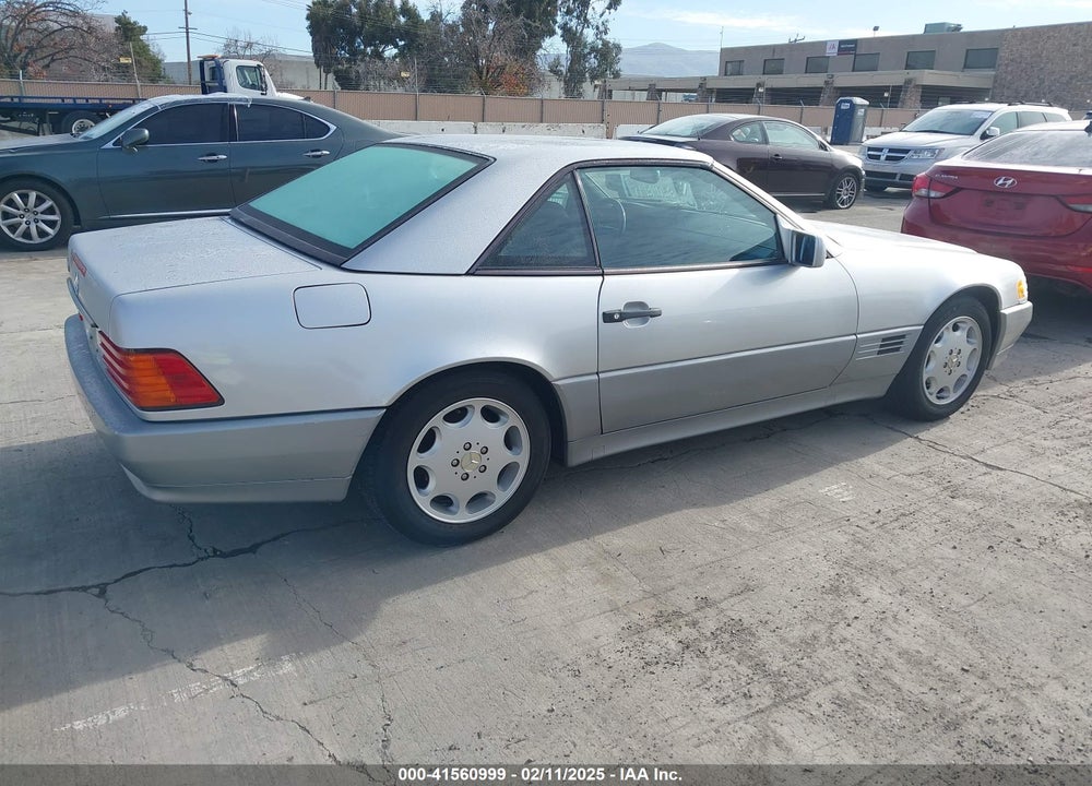1995 MERCEDES-BENZ SL 320 VIN: WDBFA63E7SF125772