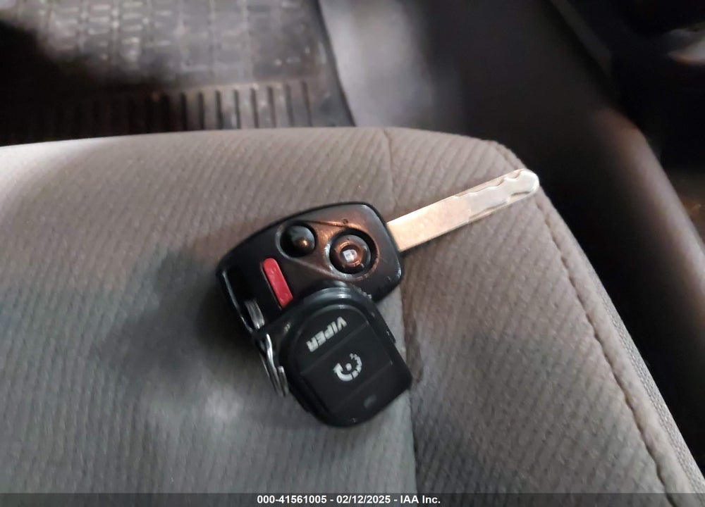 2007 HONDA CIVIC VIN: 1HGFA16877L107387