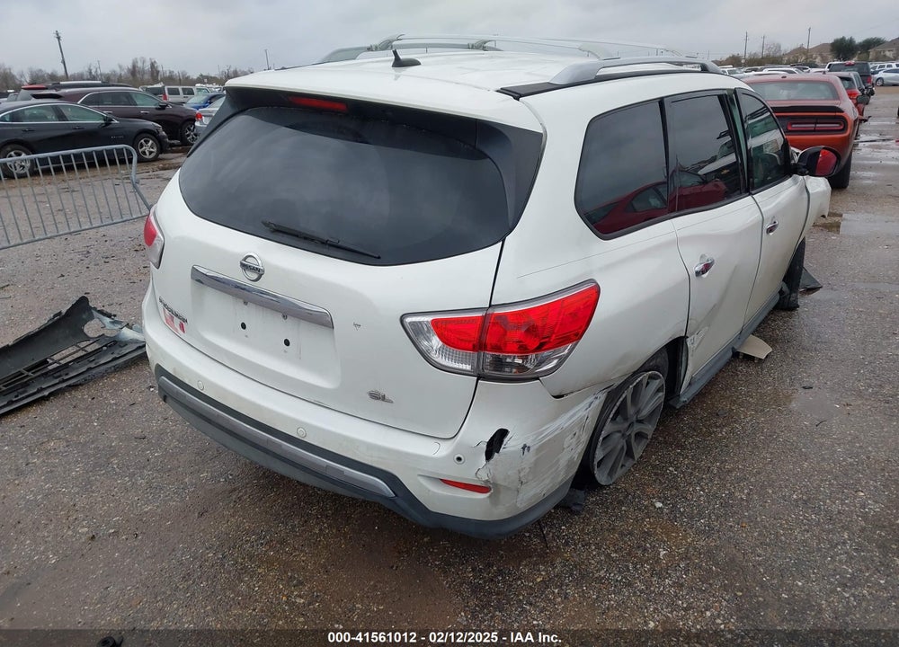 2015 NISSAN PATHFINDER SL VIN: 5N1AR2MN0FC667598