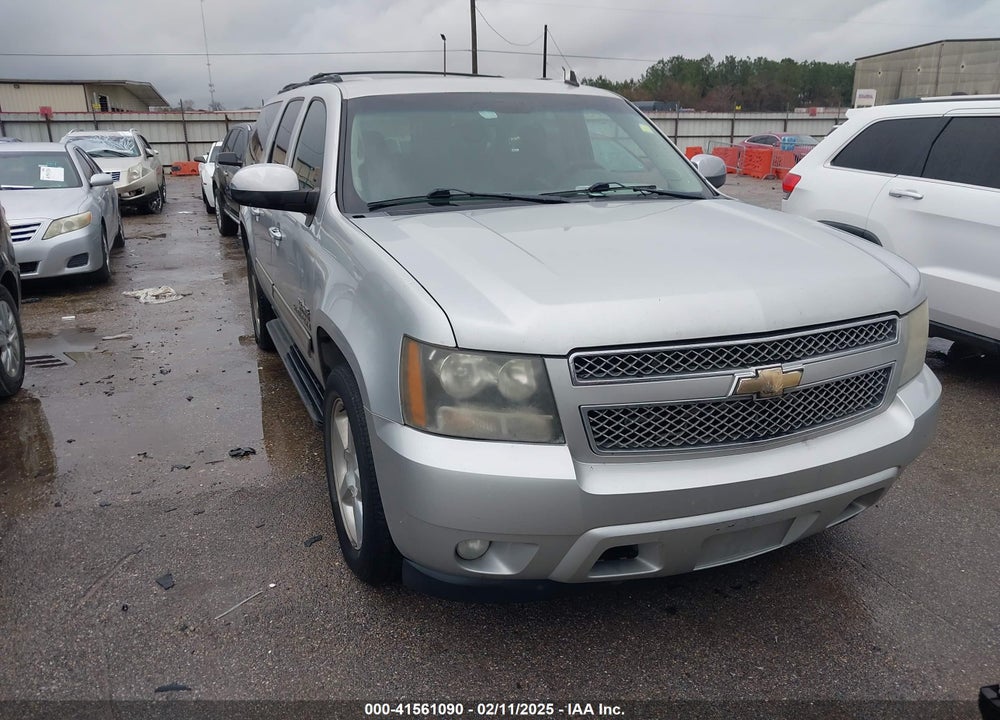 2011 CHEVROLET SUBURBAN 1500 LS VIN: 1GNSCHE04BR284889