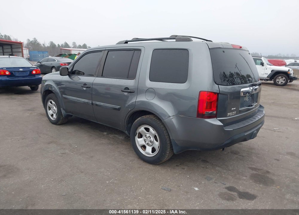 2013 HONDA PILOT LX VIN: 5FNYF3H24DB014225