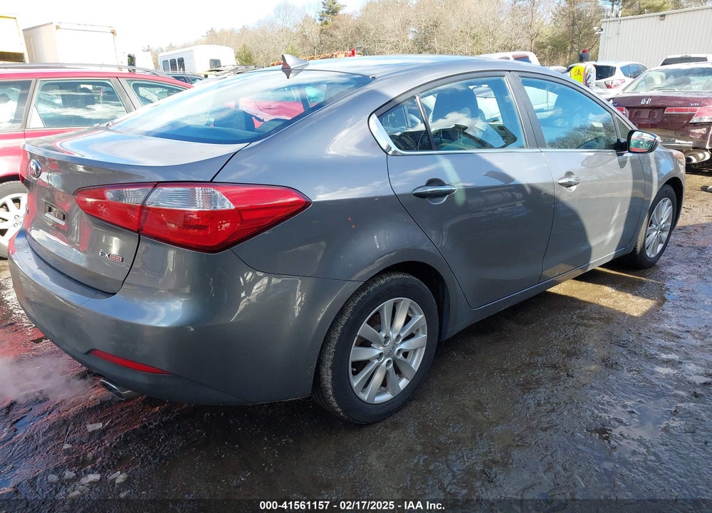 2014 KIA FORTE VIN: KNAFX4A87E5159252