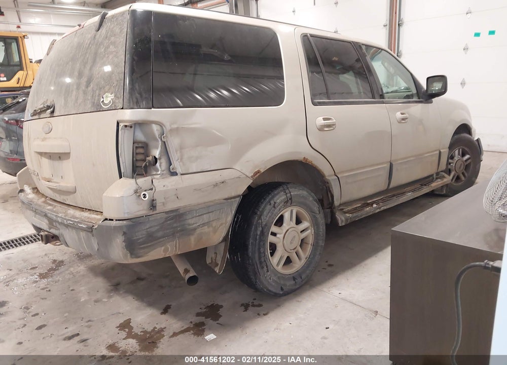 2004 FORD EXPEDITION NBX/XLT VIN: 1FMPU16L34LB27156