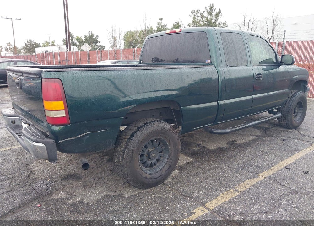 2001 CHEVROLET SILVERADO 1500 LS VIN: 2GCEC19V011158782