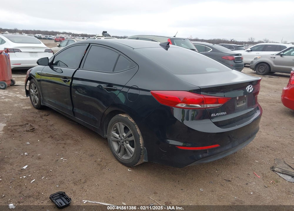 2017 HYUNDAI ELANTRA VIN: 5NPD84LF9HH207762