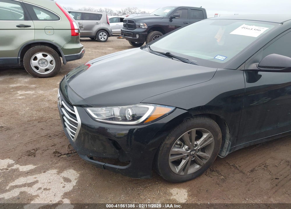 2017 HYUNDAI ELANTRA VIN: 5NPD84LF9HH207762