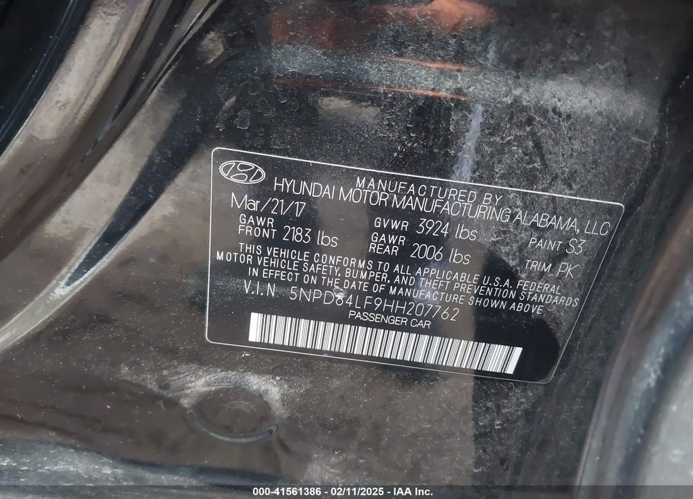 2017 HYUNDAI ELANTRA VIN: 5NPD84LF9HH207762