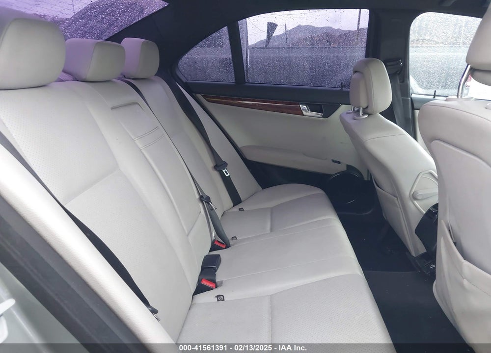 2009 MERCEDES-BENZ C 300 VIN: WDDGF54XX9F227679
