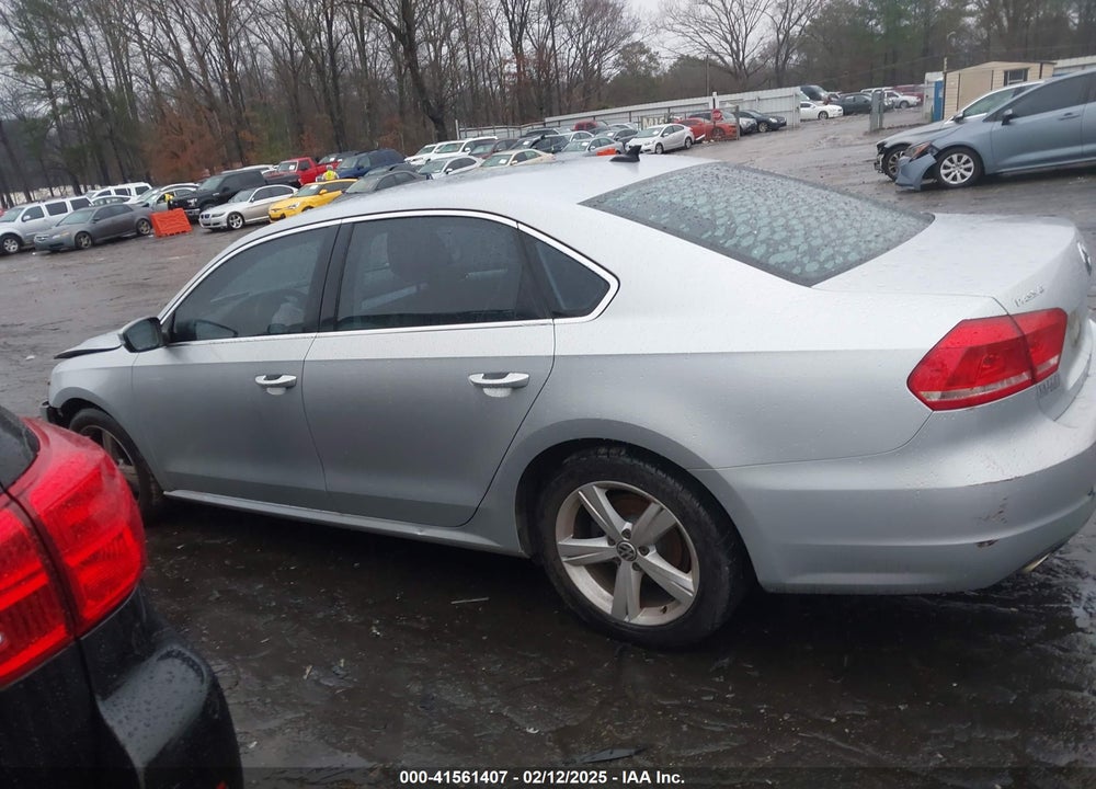 2013 VOLKSWAGEN PASSAT VIN: 1VWBH7A34DC013662