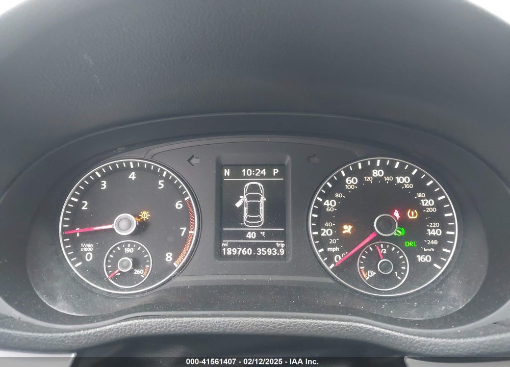 2013 VOLKSWAGEN PASSAT VIN: 1VWBH7A34DC013662