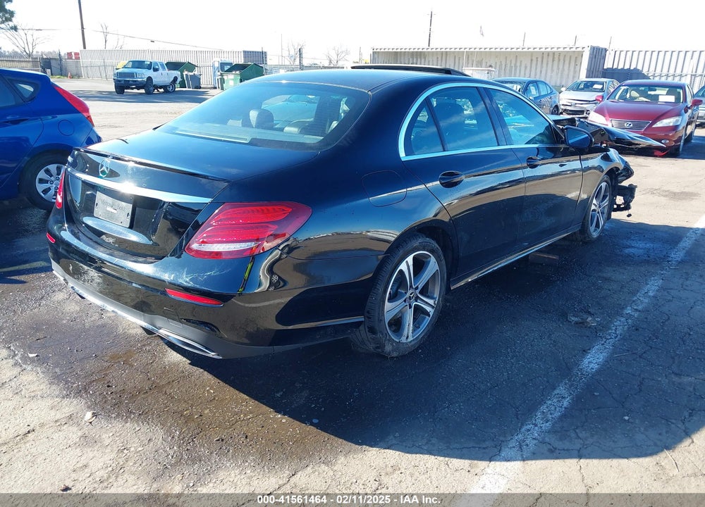 2019 MERCEDES-BENZ E 300 VIN: WDDZF4JB0KA490116
