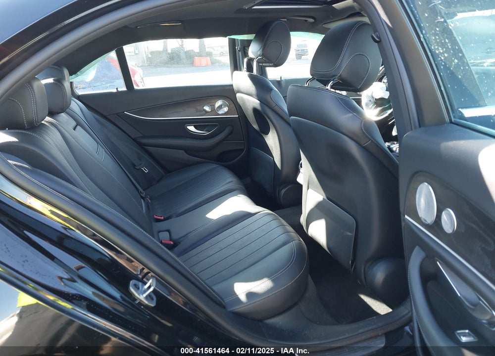 2019 MERCEDES-BENZ E 300 VIN: WDDZF4JB0KA490116