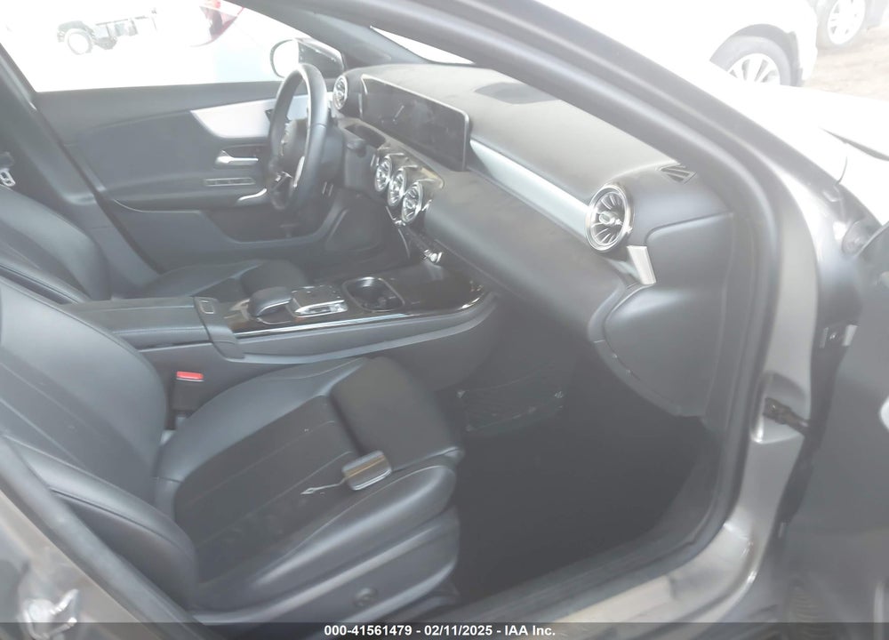 2020 MERCEDES-BENZ A 220 VIN: W1K3G4EBXLJ224035