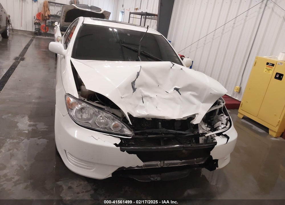 2005 TOYOTA CAMRY LE VIN: 4T1BE32K55U574776