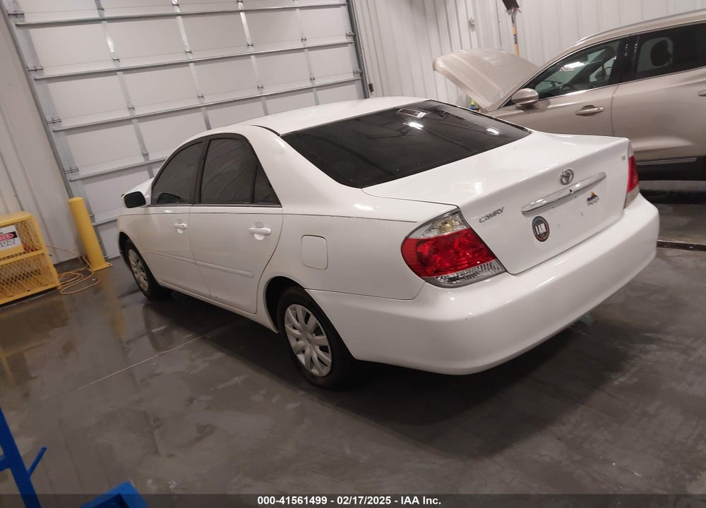 2005 TOYOTA CAMRY LE VIN: 4T1BE32K55U574776
