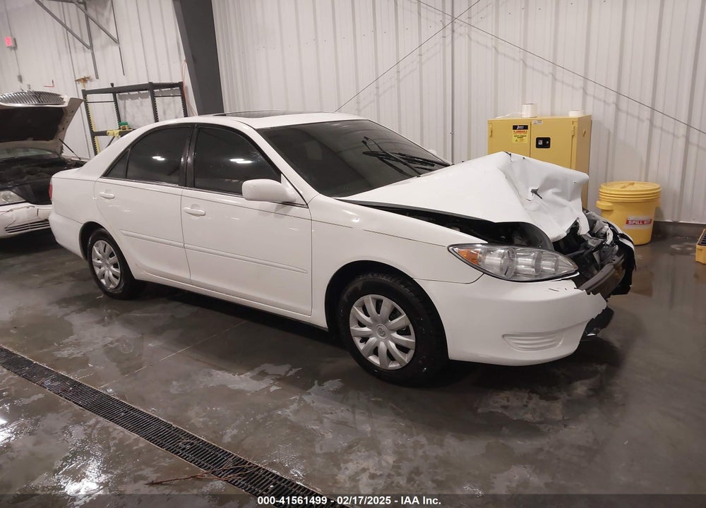 2005 TOYOTA CAMRY LE VIN: 4T1BE32K55U574776