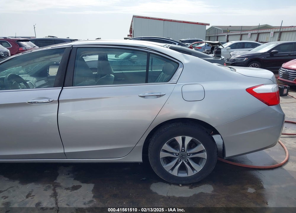 2015 HONDA ACCORD VIN: 1HGCR2F31FA022433