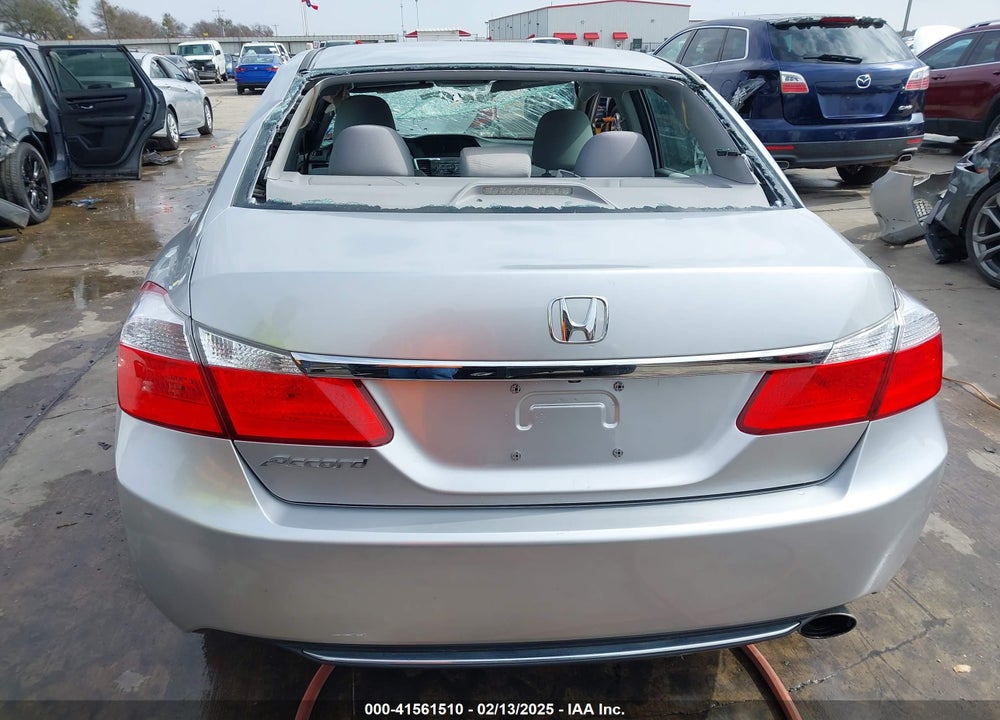 2015 HONDA ACCORD VIN: 1HGCR2F31FA022433