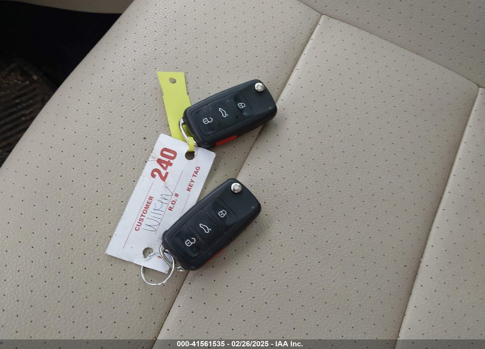 2012 VOLKSWAGEN JETTA SPORTWAGEN 2.0L TDI VIN: 3VWPL7AJ8CM659240