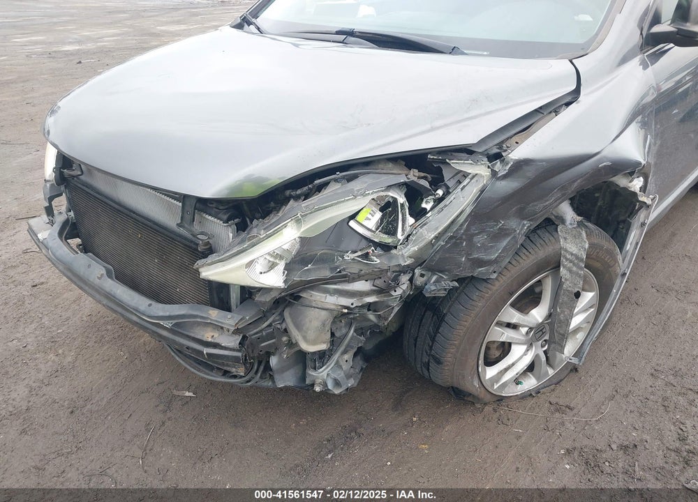 2010 HONDA CR-V VIN: 5J6RE3H57AL011498