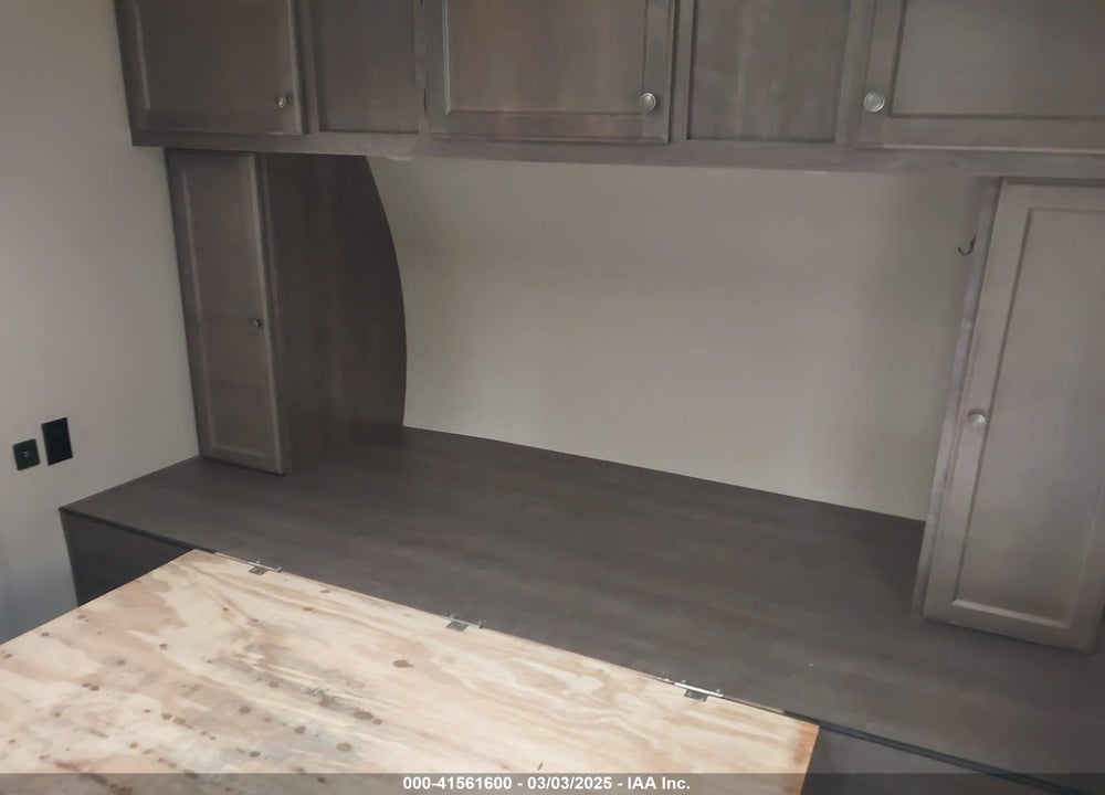 2019 UNKNOWN CT VIN: 7J3L1E628KW005023