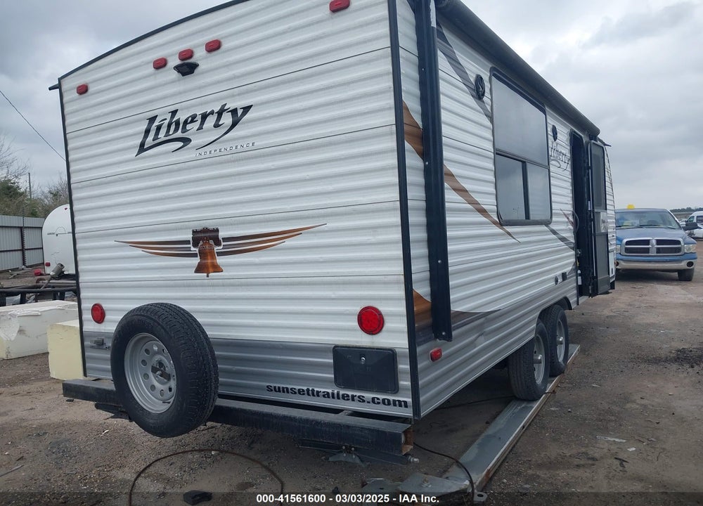 2019 UNKNOWN CT VIN: 7J3L1E628KW005023