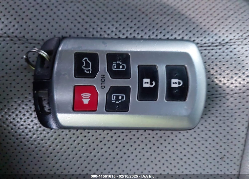 2015 TOYOTA SIENNA LIMITED 7 PASSENGER VIN: 5TDYK3DC9FS542271