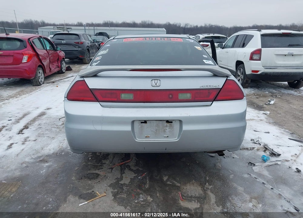 2001 HONDA ACCORD 2.3 EX VIN: 1HGCG325X1A012317