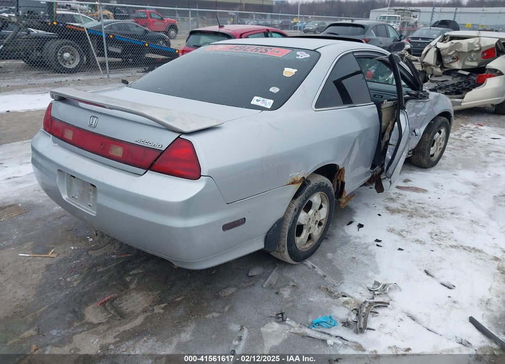 2001 HONDA ACCORD 2.3 EX VIN: 1HGCG325X1A012317