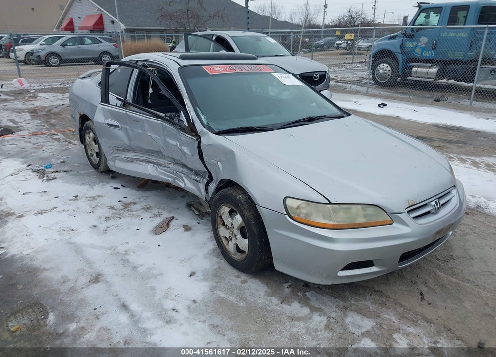 2001 HONDA ACCORD 2.3 EX VIN: 1HGCG325X1A012317