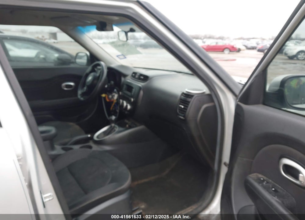2015 KIA SOUL VIN: KNDJN2A22F7770654
