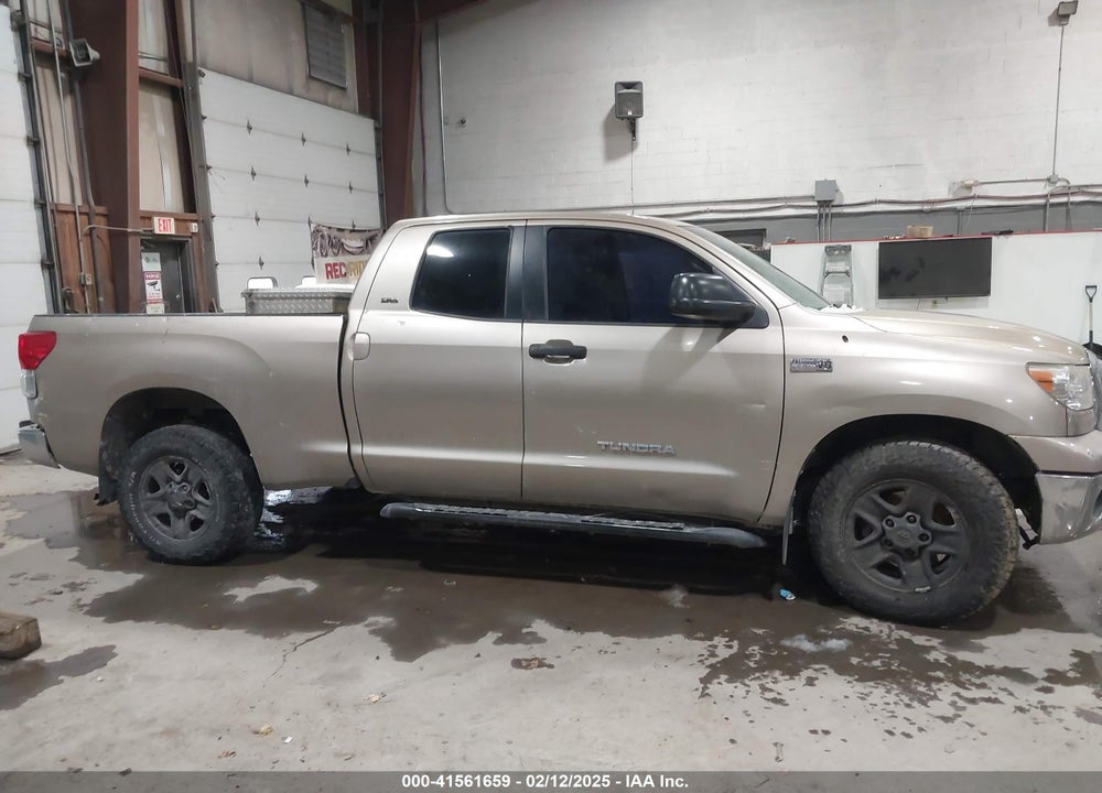 2007 TOYOTA TUNDRA SR5 5.7L V8 VIN: 5TBBV54117S455482