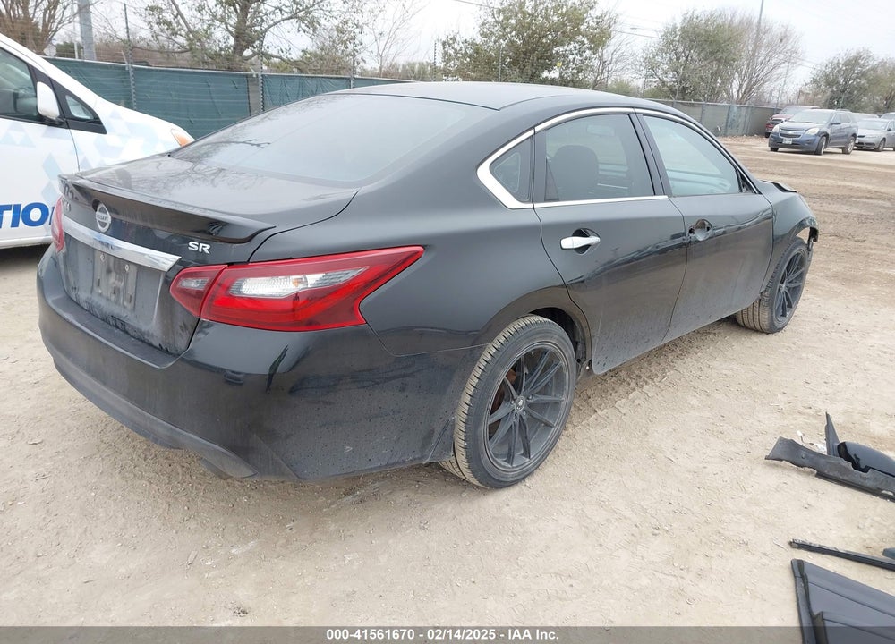 2017 NISSAN ALTIMA VIN: 1N4AL3AP0HN309352