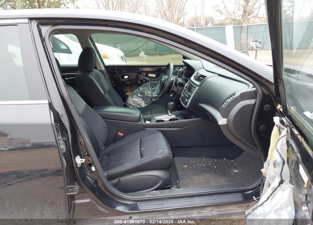 2017 NISSAN ALTIMA VIN: 1N4AL3AP0HN309352