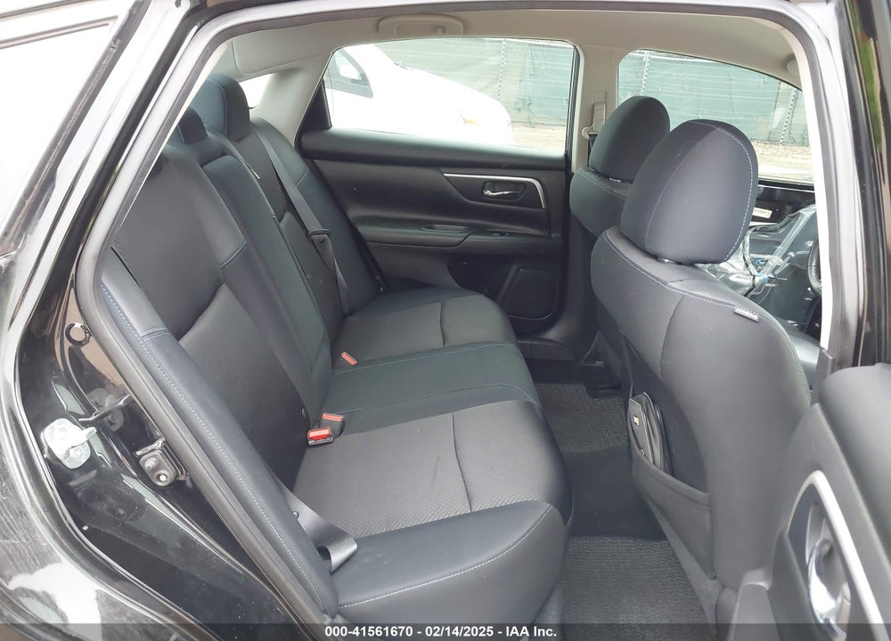 2017 NISSAN ALTIMA VIN: 1N4AL3AP0HN309352