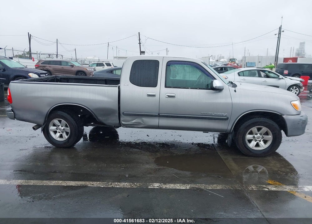 2005 TOYOTA TUNDRA SR5 V8 VIN: 5TBRT34175S468789