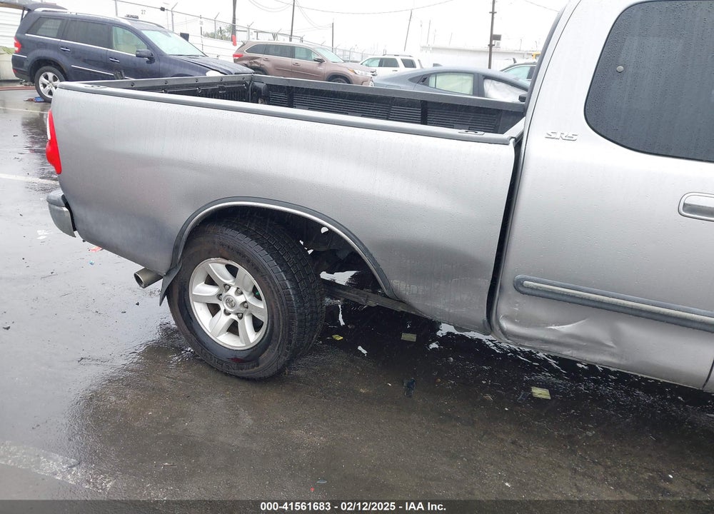 2005 TOYOTA TUNDRA SR5 V8 VIN: 5TBRT34175S468789