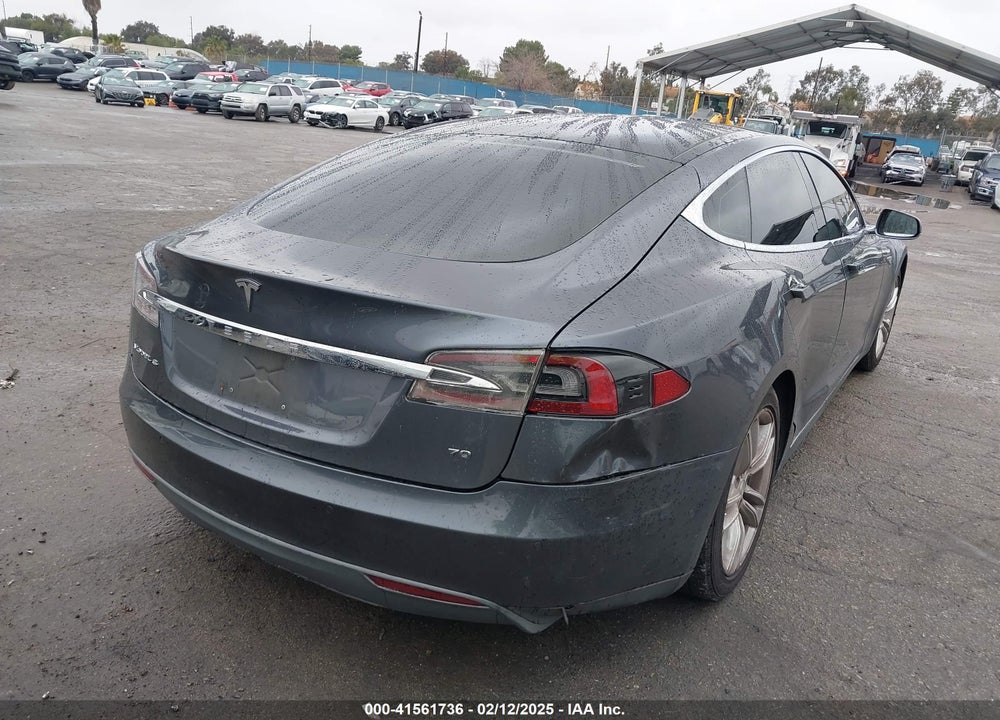 2016 TESLA S VIN: 5YJSA1E16GF130468