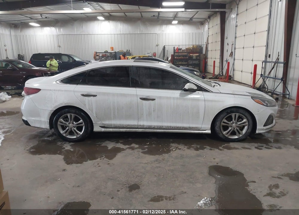 2018 HYUNDAI SONATA SPORT VIN: 5NPE34AF7JH662945