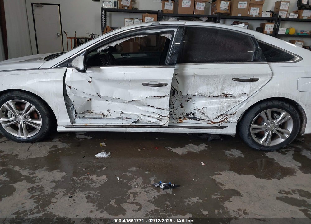 2018 HYUNDAI SONATA SPORT VIN: 5NPE34AF7JH662945