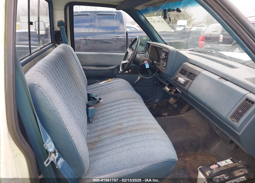1990 CHEVROLET GMT-400 C1500 VIN: 1GCDC14H6LE133769