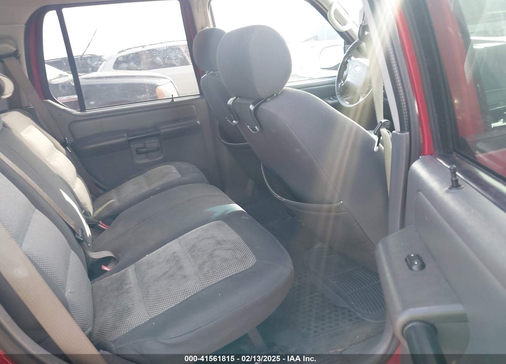 2005 FORD EXPLORER SPORT TRAC VIN: 1FMZU67KX5UB82033
