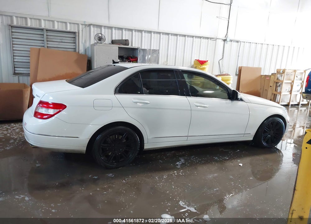 2008 MERCEDES-BENZ C 300 VIN: WDDGF81X68F182695
