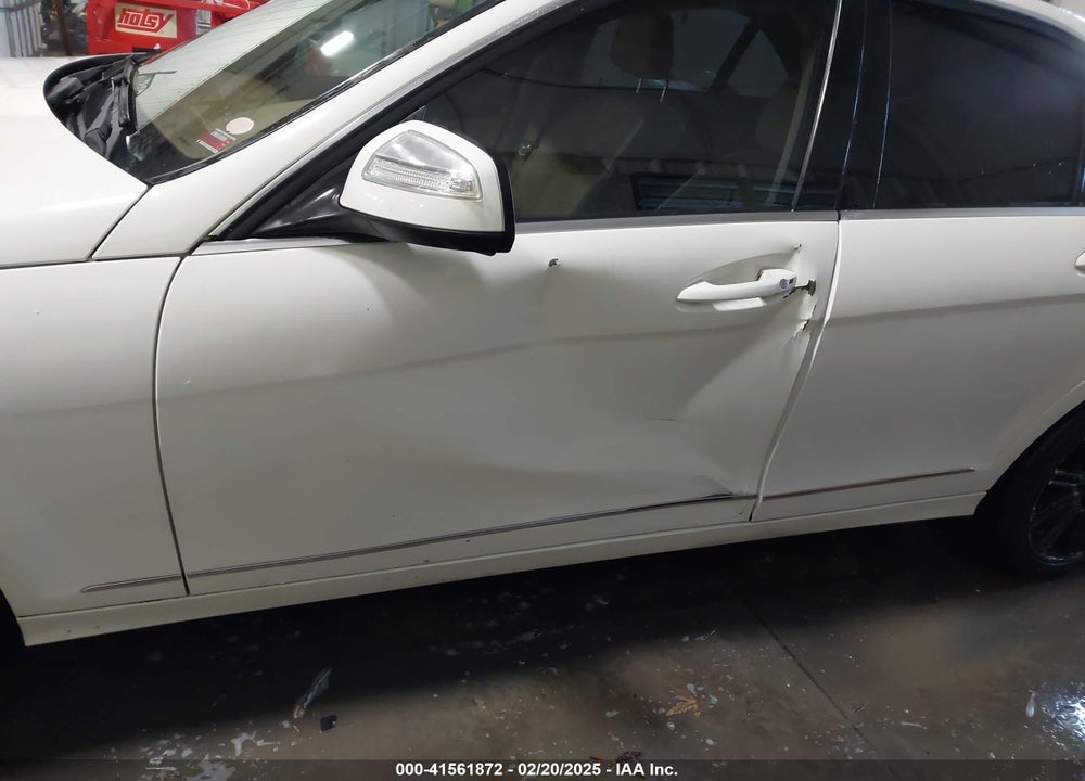 2008 MERCEDES-BENZ C 300 VIN: WDDGF81X68F182695