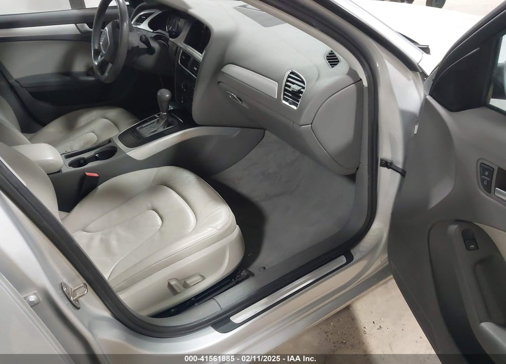 2010 AUDI A4 VIN: WAUAFAFL5AN058231