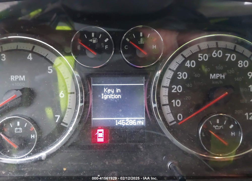 2011 RAM 1500 SLT VIN: 1D7RV1CTXBS501365