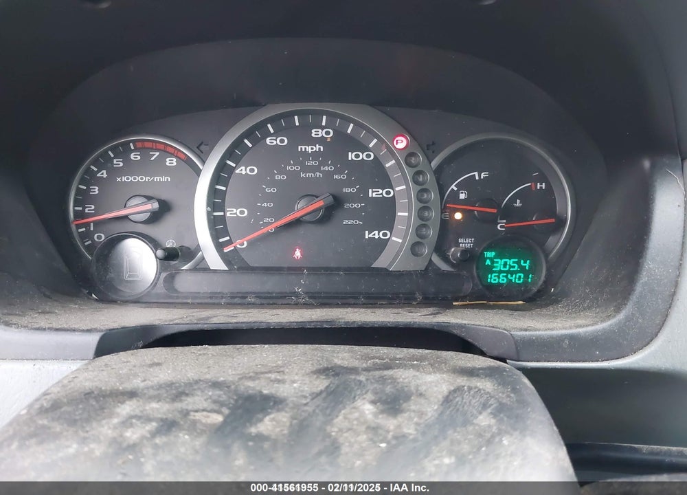 2004 HONDA PILOT EX-L VIN: 2HKYF18654H615426