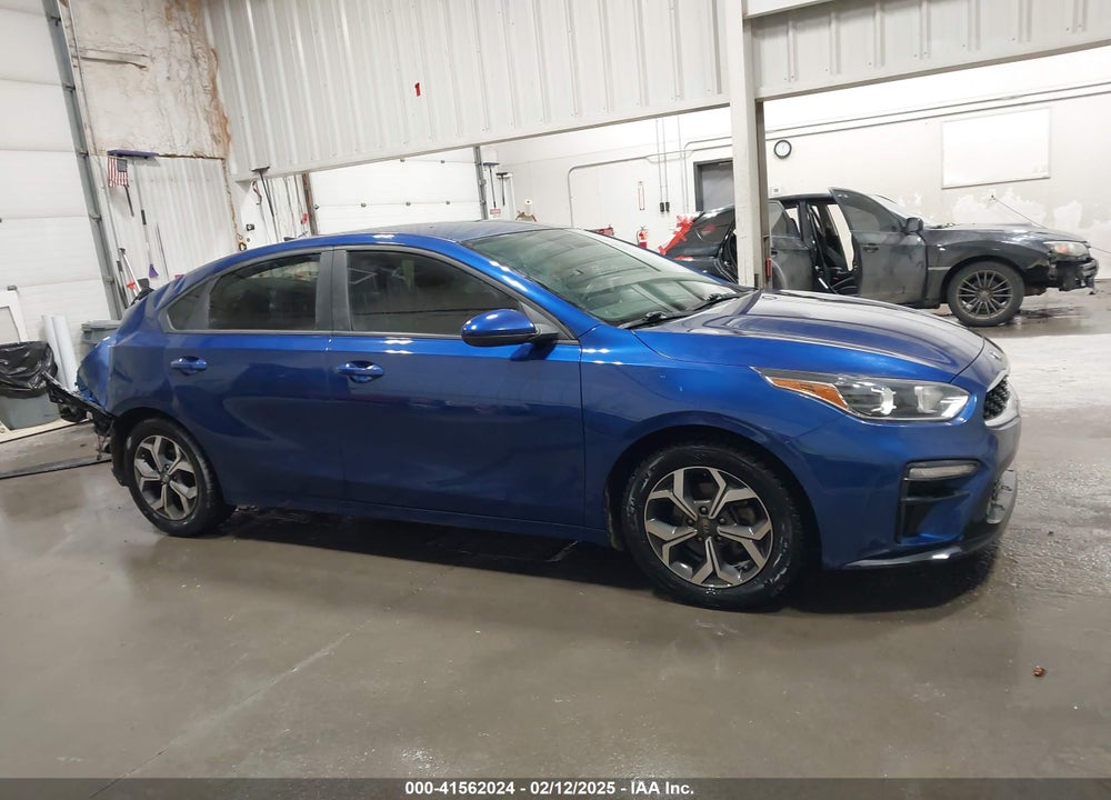 2021 KIA FORTE VIN: 3KPF24AD5ME386070